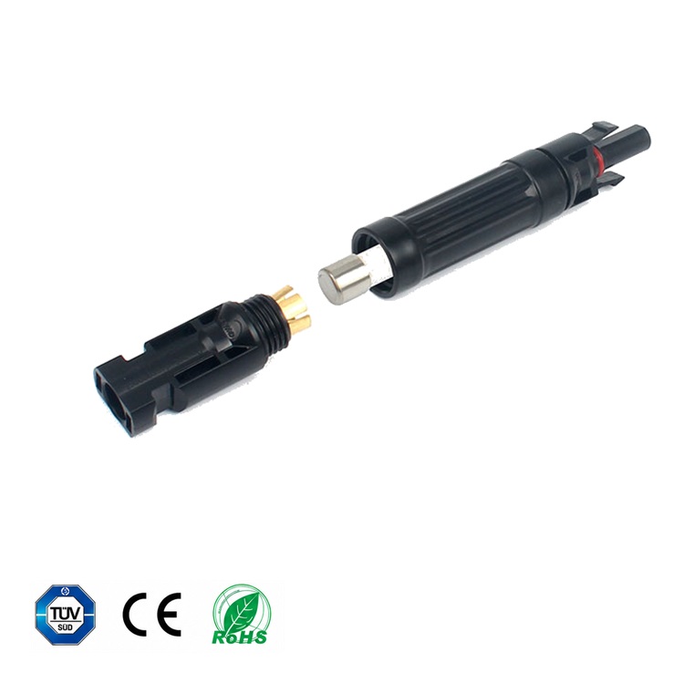 MC4 connector with fuse